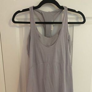 Lululemon top
